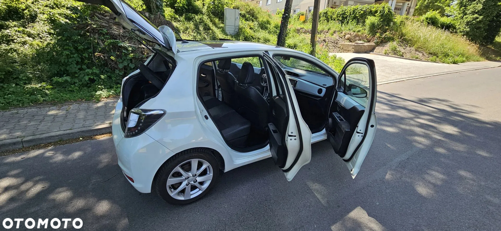 Toyota Yaris Hybrid 1.5 VVT-i Club - 15