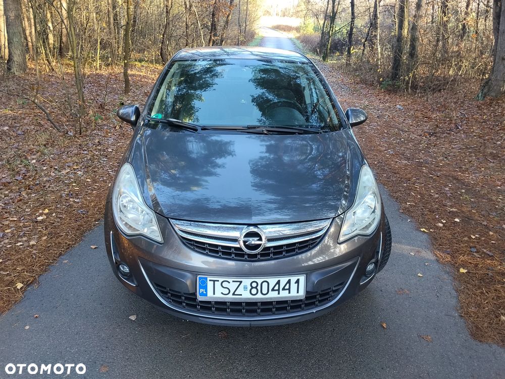 Opel Corsa 1.4 16V Color Edition - 3