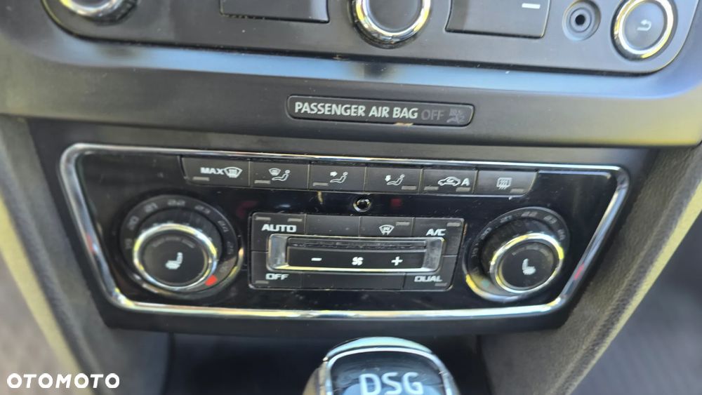 Skoda Superb 2.0 TDI 4x4 Business DSG - 19