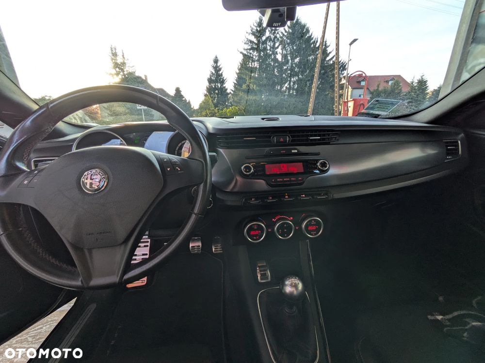Alfa Romeo Giulietta 1.4 TB MultiAir Exclusive - 25