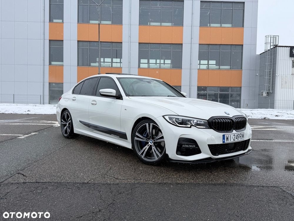 BMW Seria 3 330e M Sport sport - 34