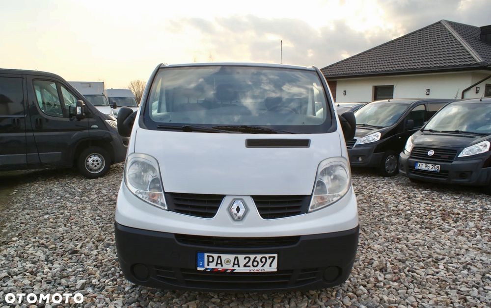 Renault Trafic - 2