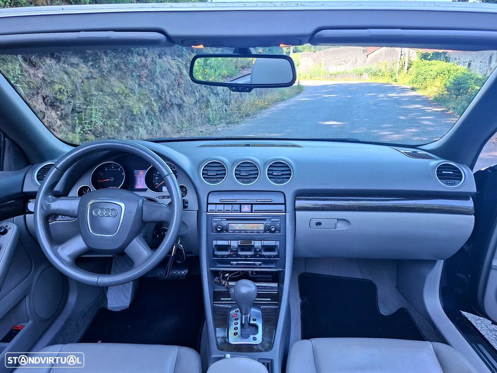 Audi A4 Cabrio 1.8 T Sport Multi. - 24