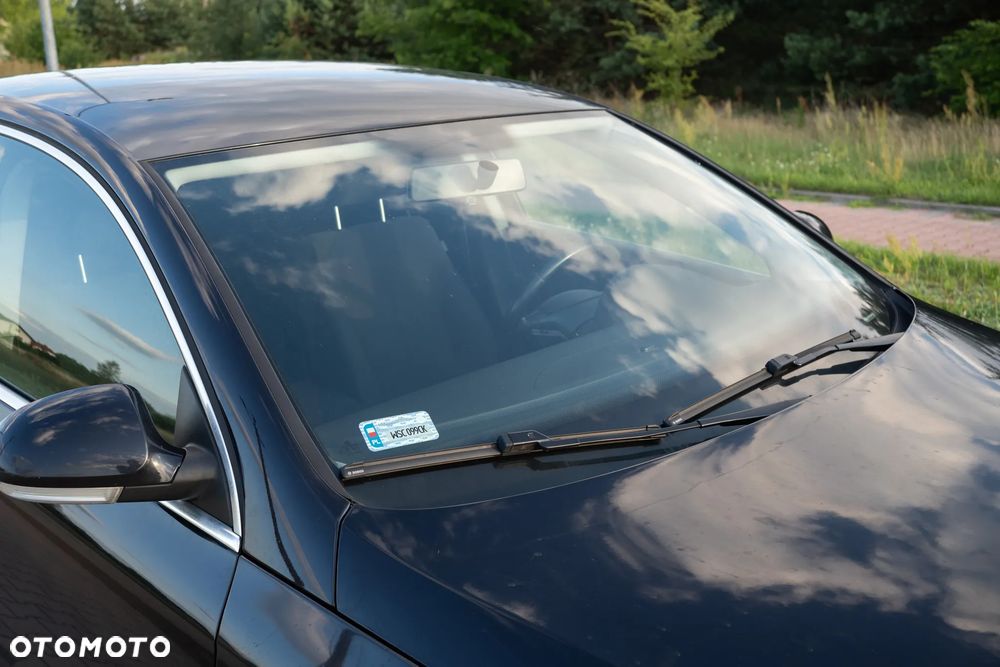 Volkswagen Passat 2.0 TDI Comfortline - 8
