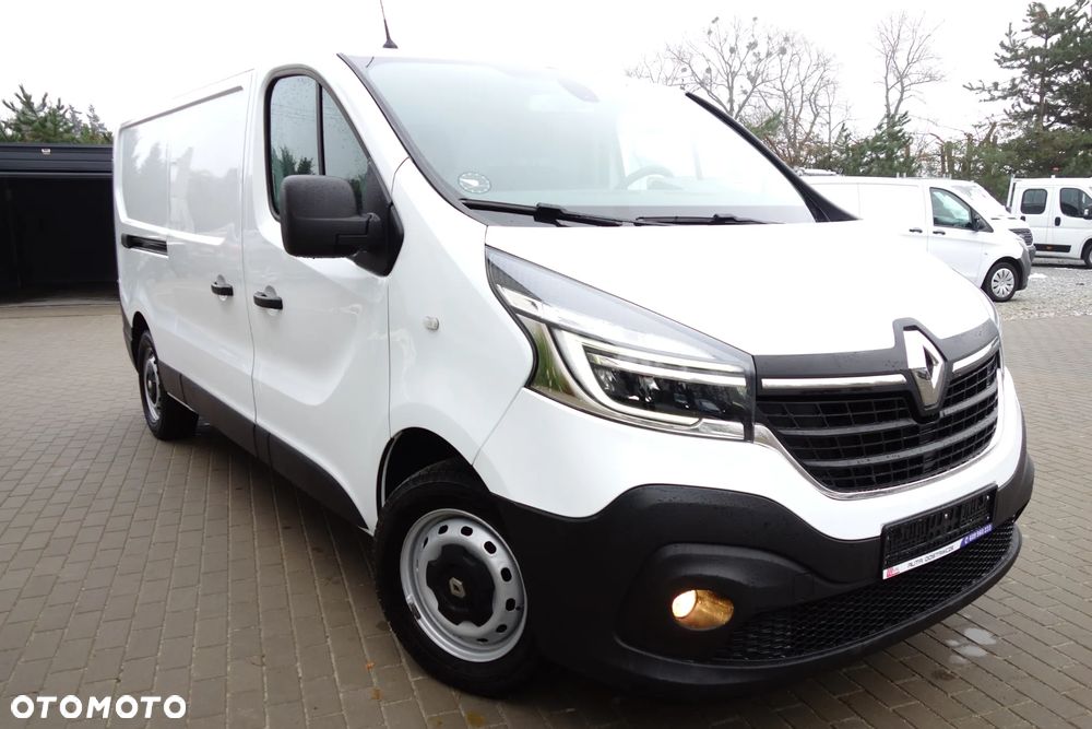 Renault Trafic 2.0 Dci  120 KM Long Klima Kamera Ledy - 24