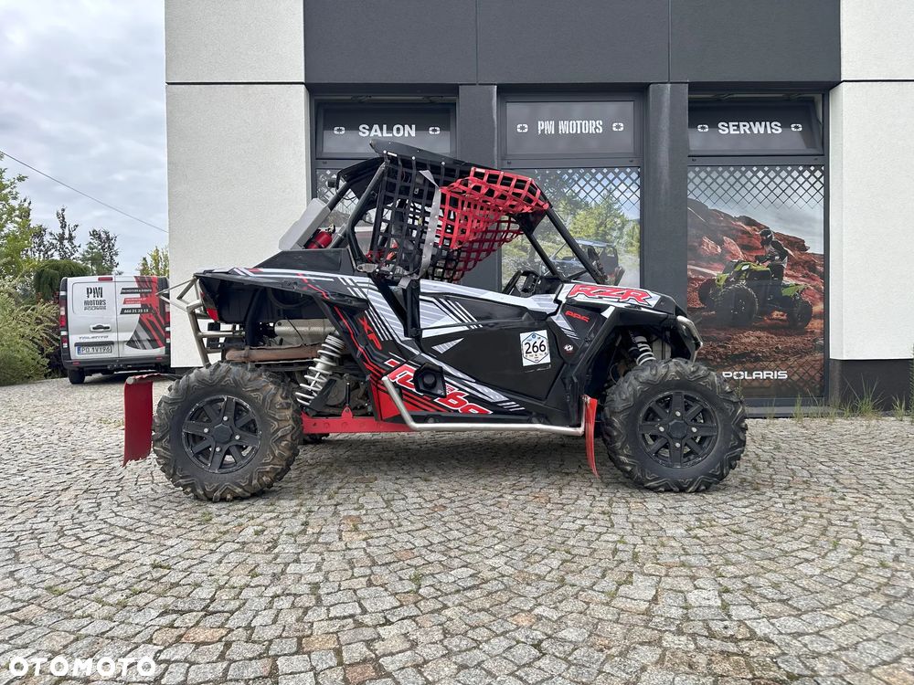 Polaris RZR - 12