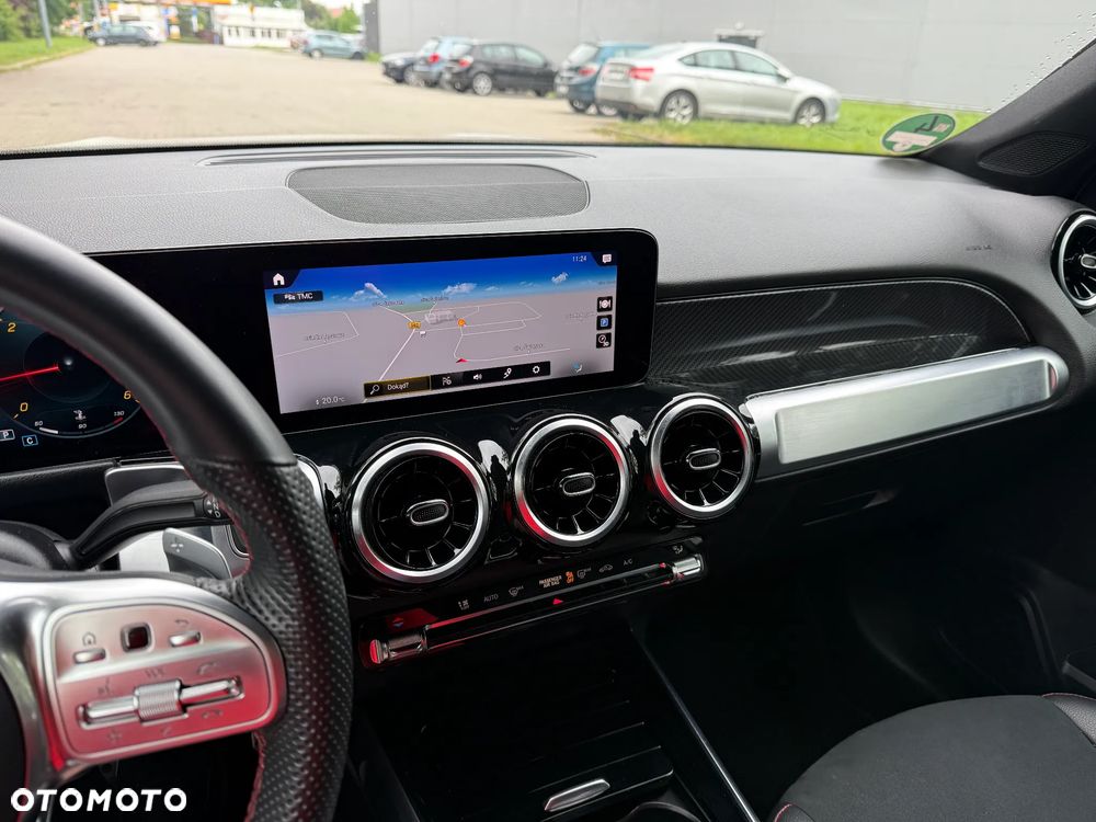 Mercedes-Benz GLB 180 d AMG Line 8G-DCT - 10