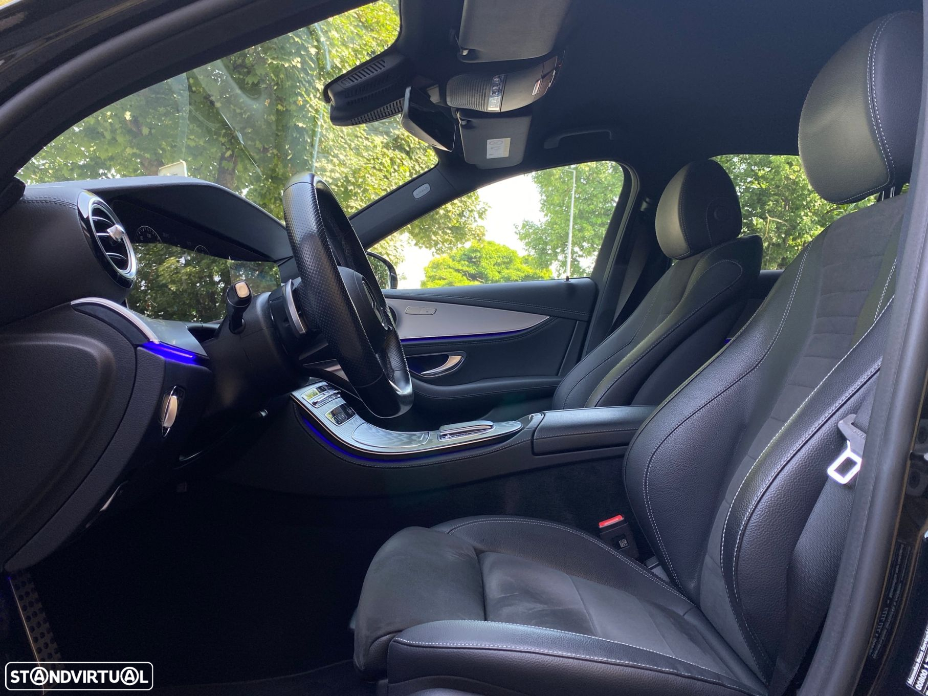 Mercedes-Benz E 300 de AMG Line - 13