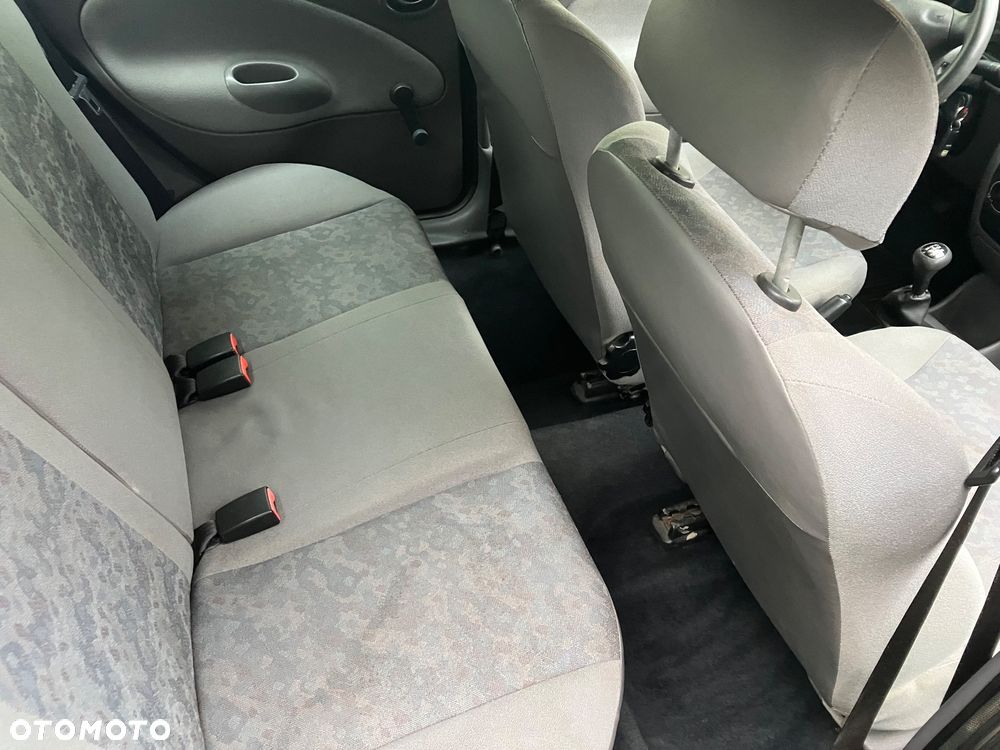 Ford Fiesta - 16