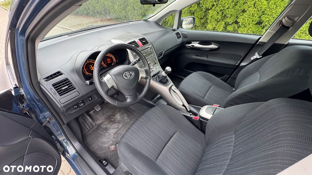 Toyota Auris 1.4 VVT-i Sol - 19