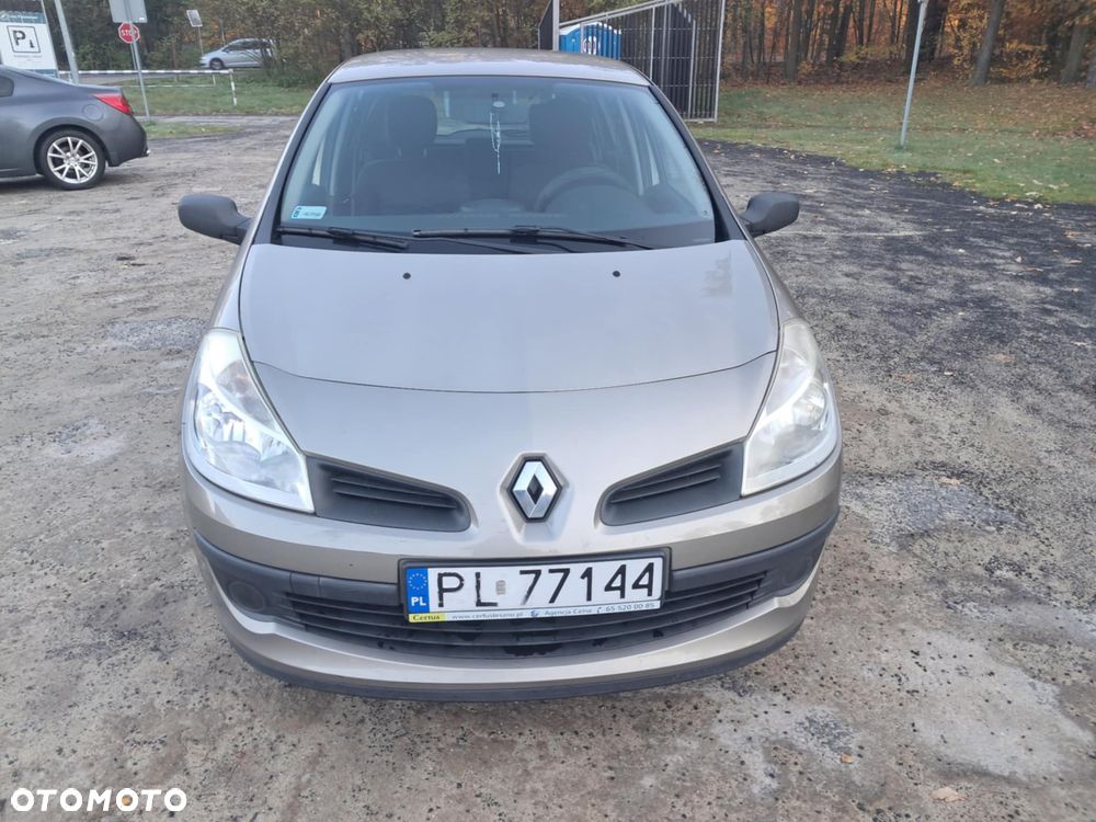 Renault Clio 1.2 16V Authentique - 2