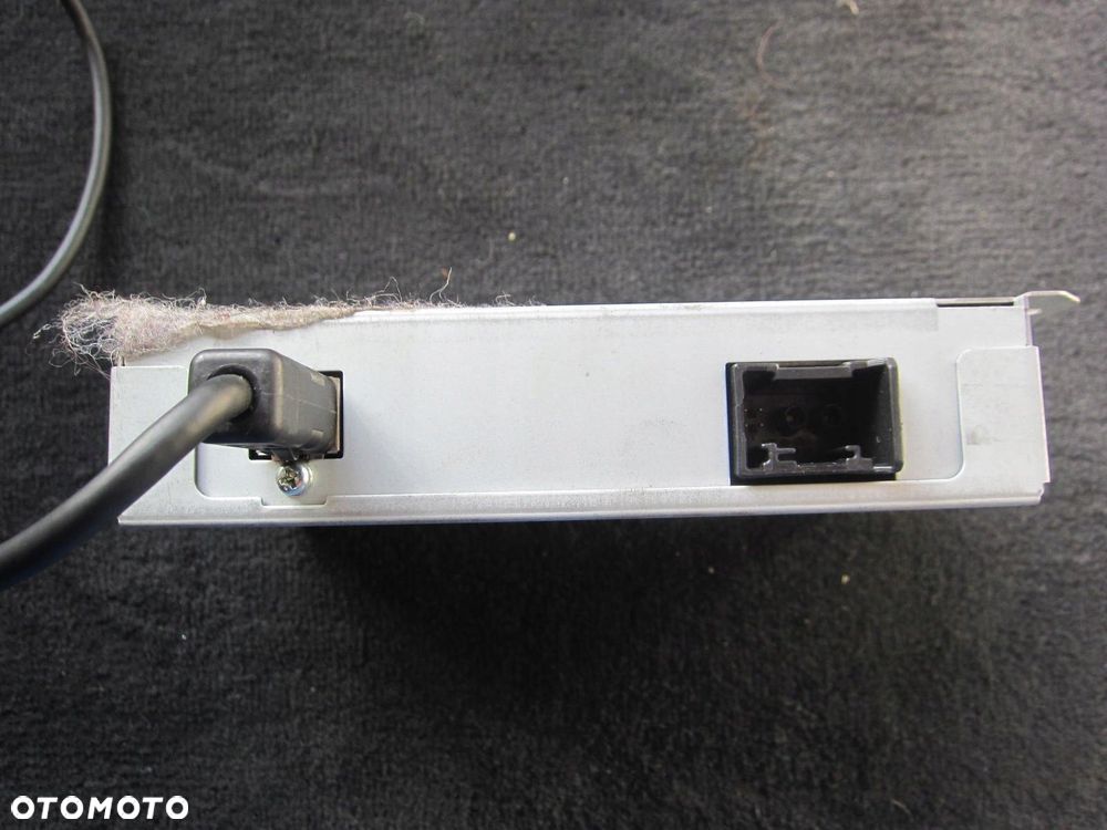 MODUŁ ZŁĄCZE IPOD BMW E90 E92 E87 E60 E70 0411033 - 4