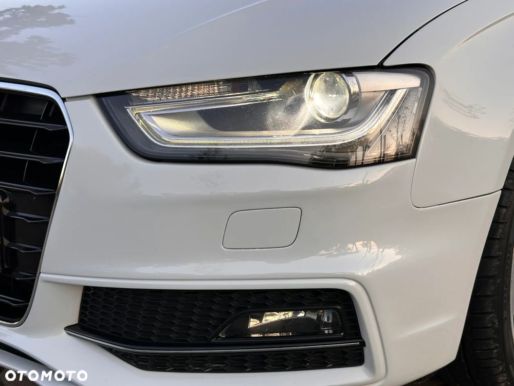 Audi A4 Avant 2.0 TDI e DPF S line Sportpaket - 28