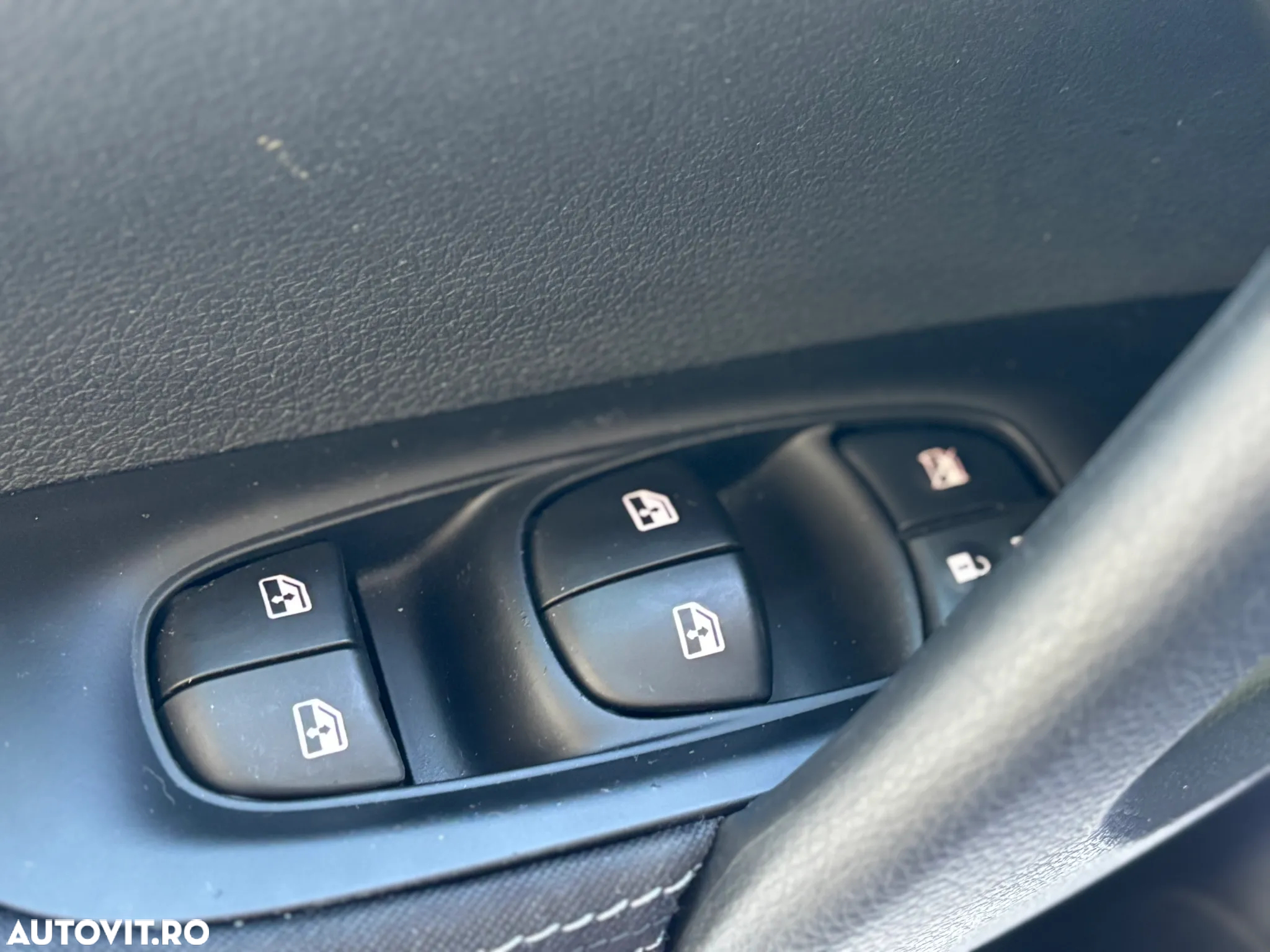 Nissan Qashqai 1.5 DCI N-CONNECTA - 15