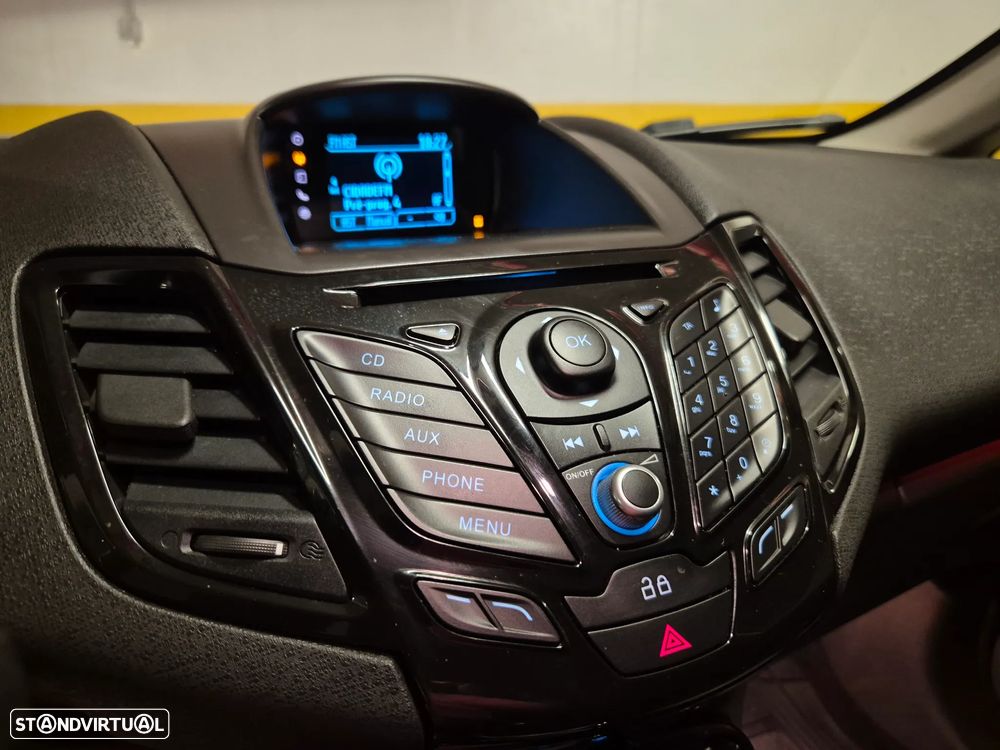Ford Fiesta 1.0 Ti-VCT Titanium - 15