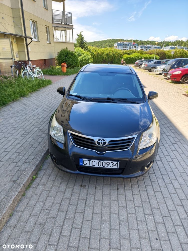 Toyota Avensis - 7
