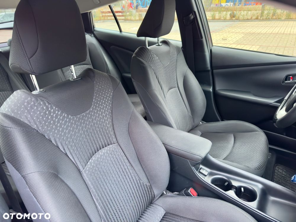 Toyota Prius 1.8 Hybrid Prestige - 23