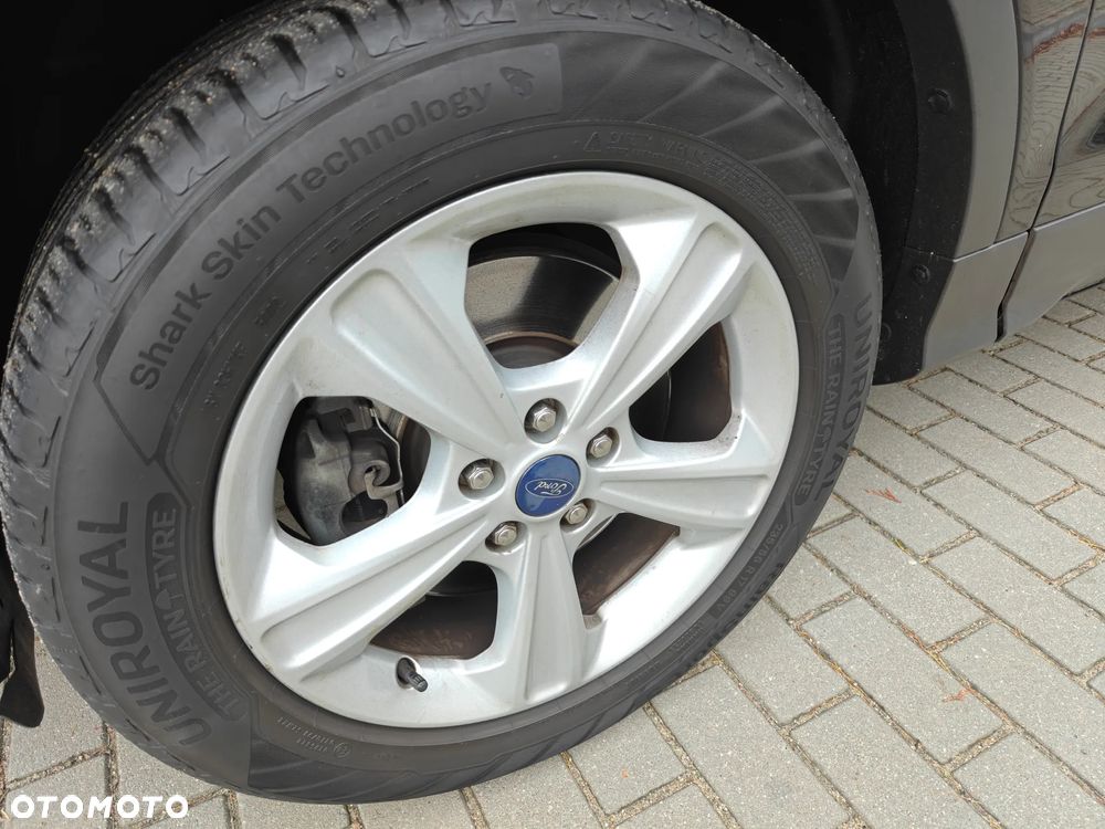 Ford Kuga 2.0 TDCi 2x4 Trend - 22