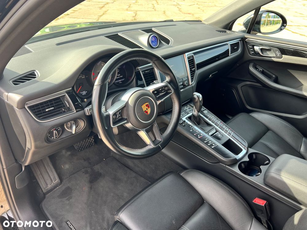 Porsche Macan S - 13