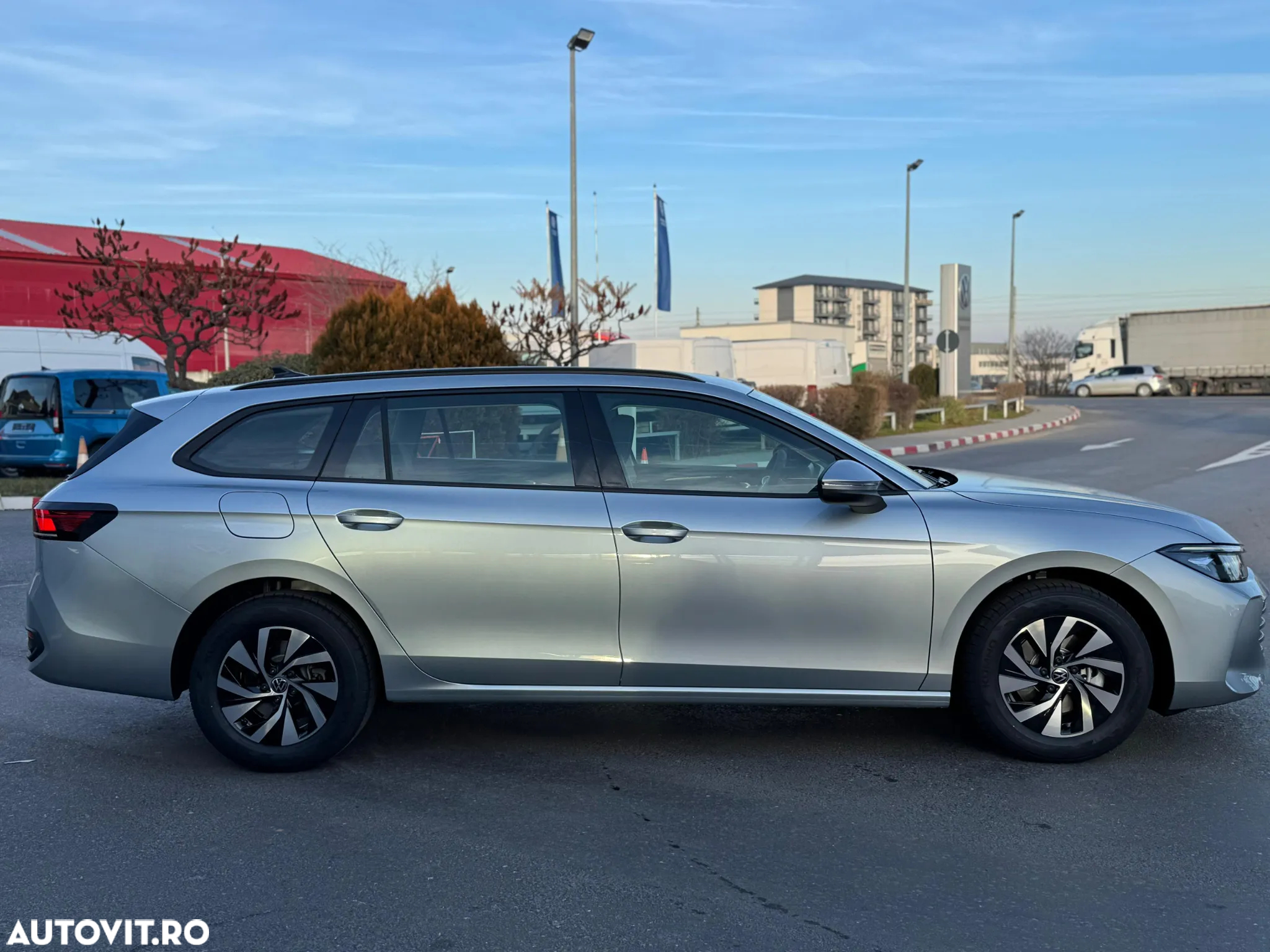 Volkswagen Passat Variant 1.5 eTSI DSG MHEV Base - 7