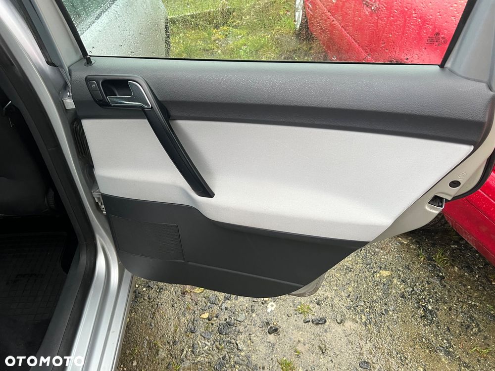 Volkswagen Polo 1.4 TDI DPF BlueMotion - 12