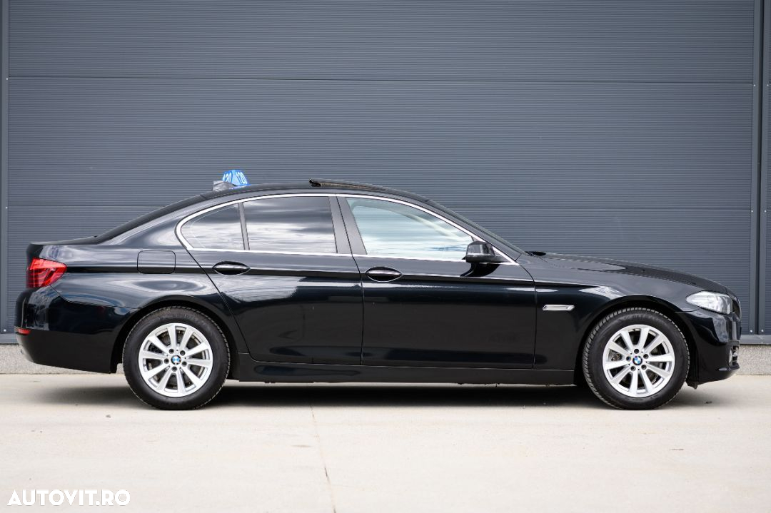 BMW Seria 5 520d AT - 8