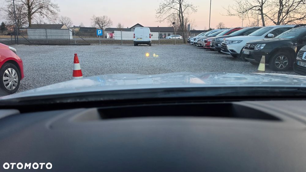 BMW Seria 5 535i Sport-Aut Luxury Line - 22