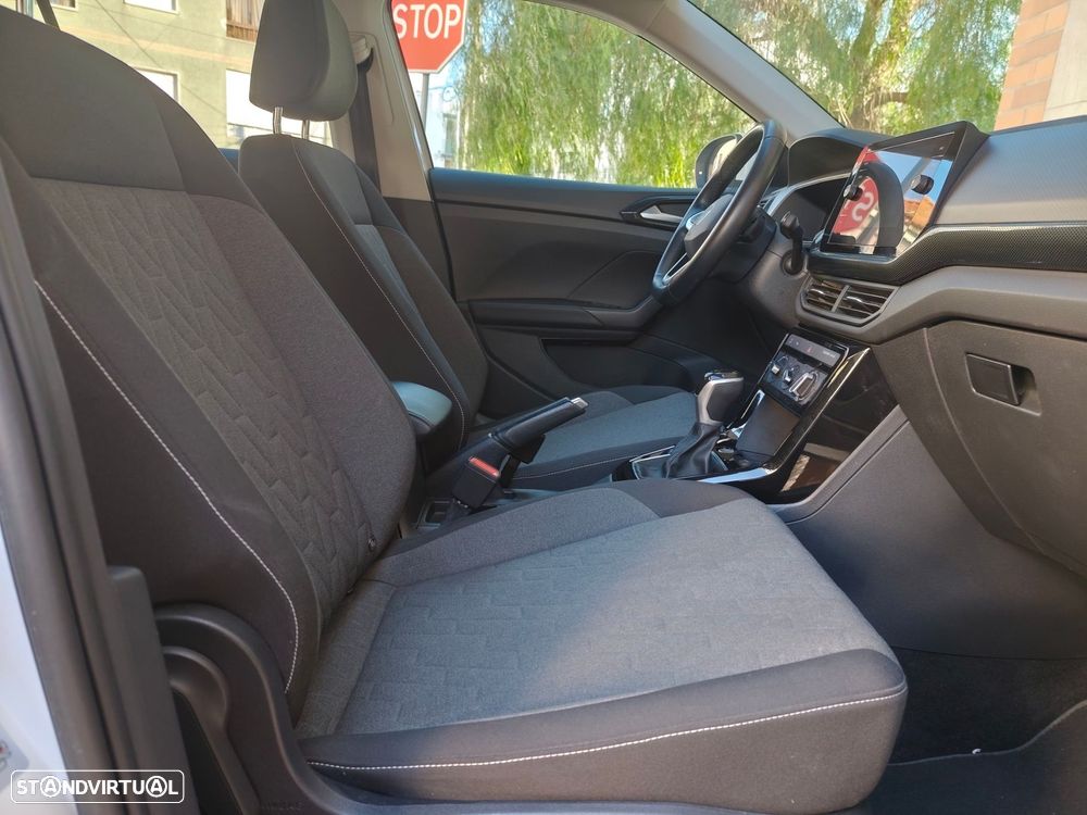 VW T-Cross 1.0 TSI Urban DSG - 24