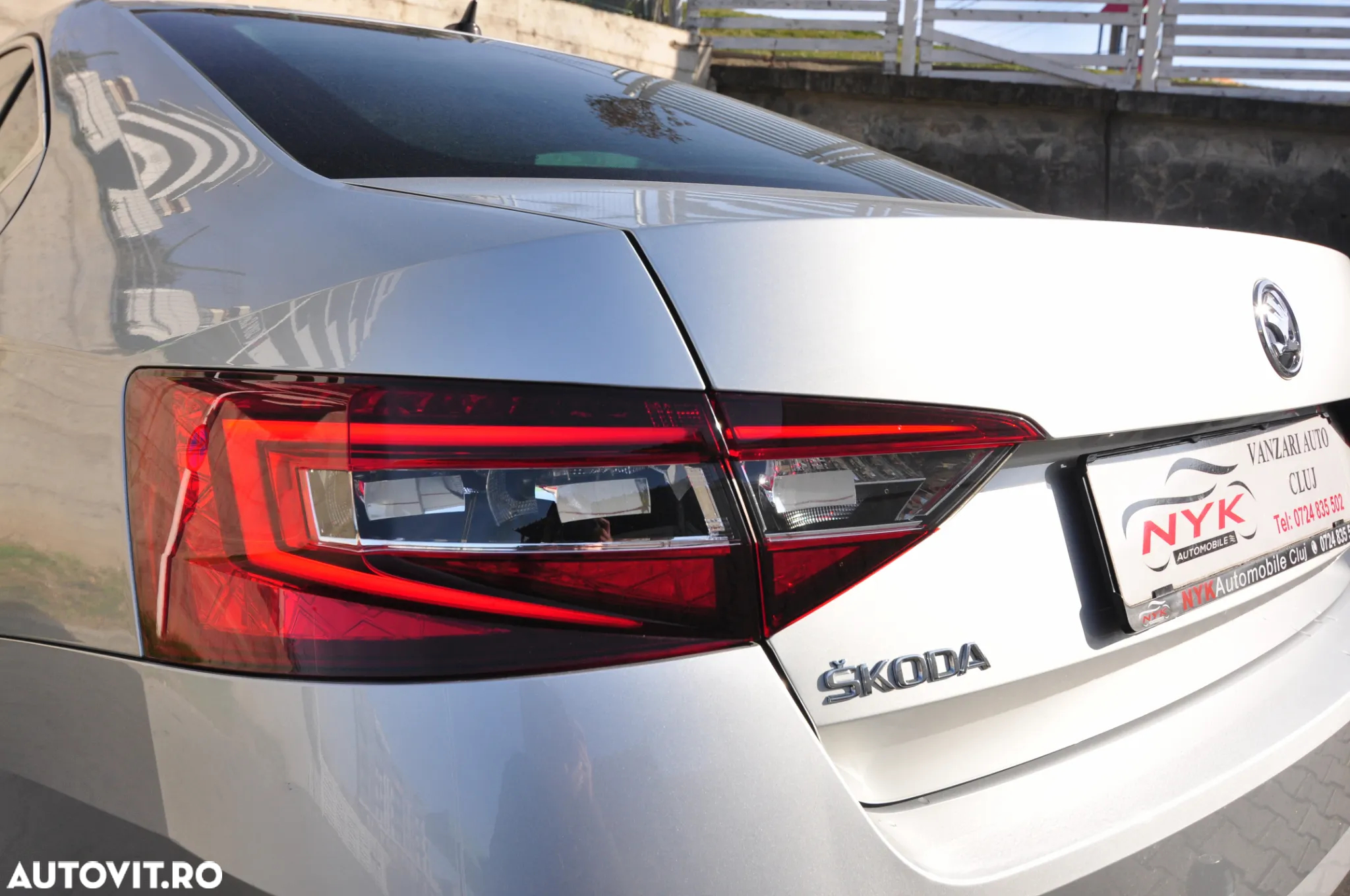 Skoda Superb 1.5 TSI ACT DSG Ambition - 19