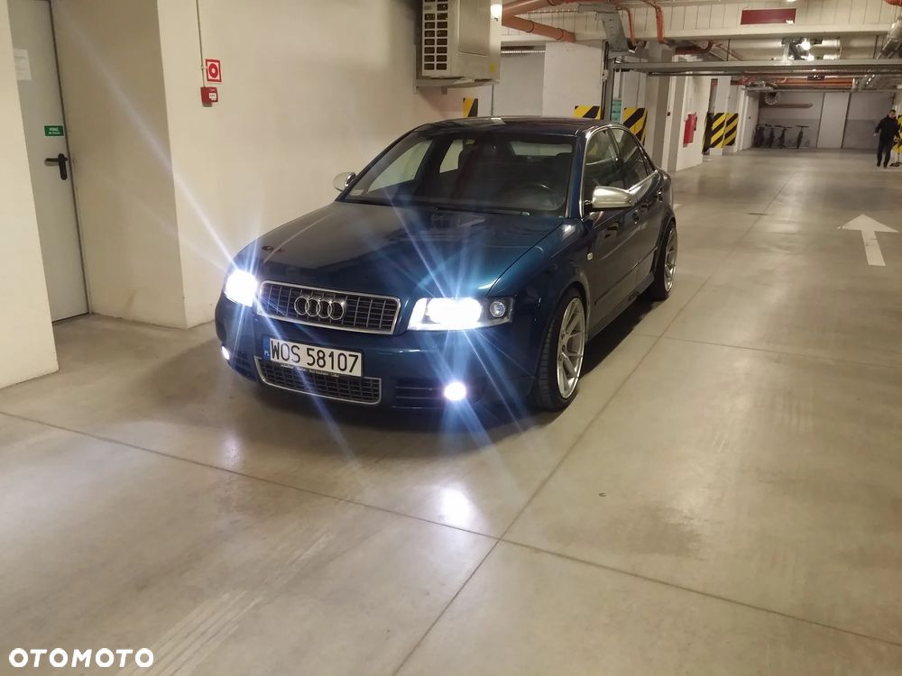 Audi A4 Limousine - 20