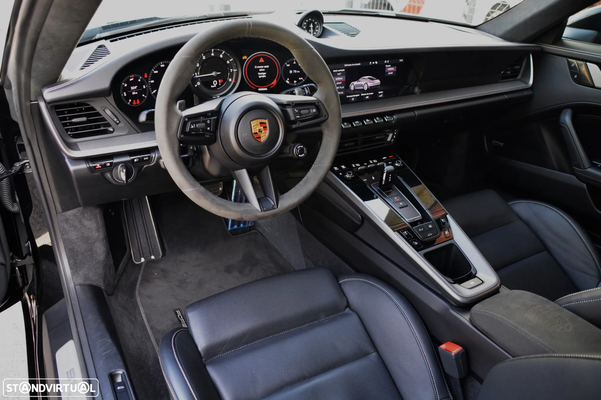 Porsche 911 (992) Carrera 4S PDK - 27