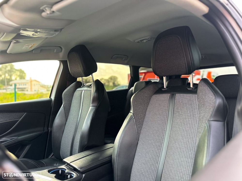 Peugeot 5008 1.5 BlueHDi Active Pack EAT8 - 20