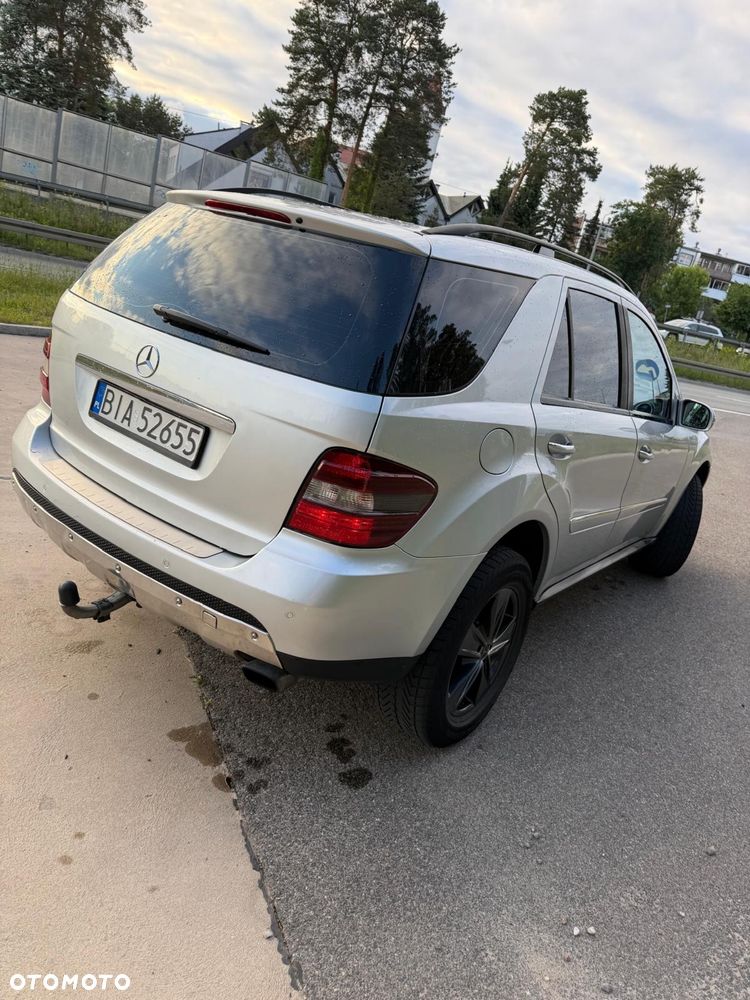 Mercedes-Benz ML - 4