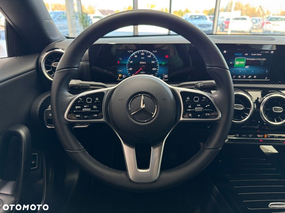 Mercedes-Benz CLA - 15