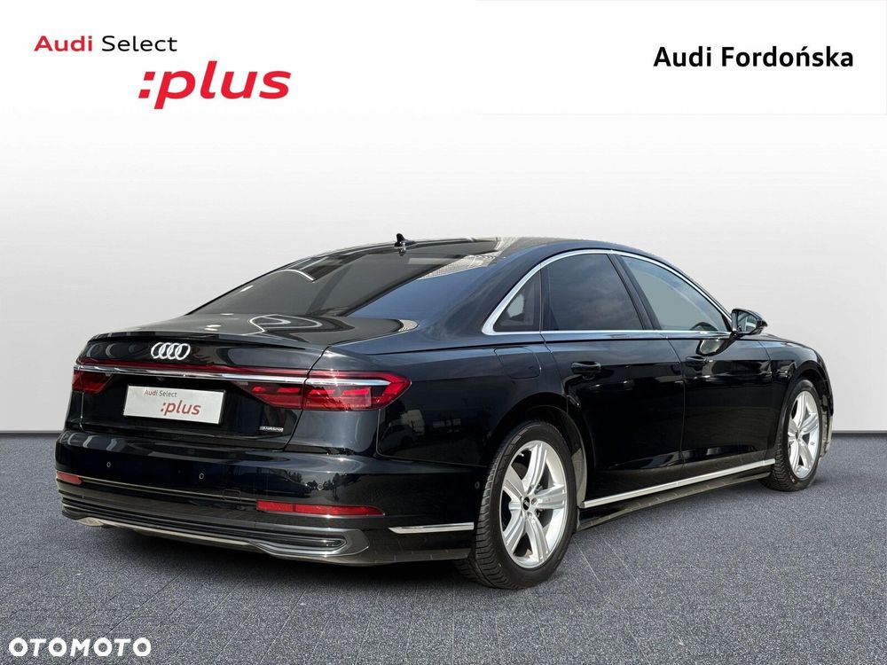Audi A8 - 7