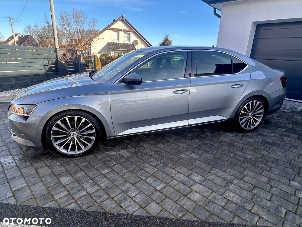 Skoda Superb 2.0 TDI L&K DSG - 3