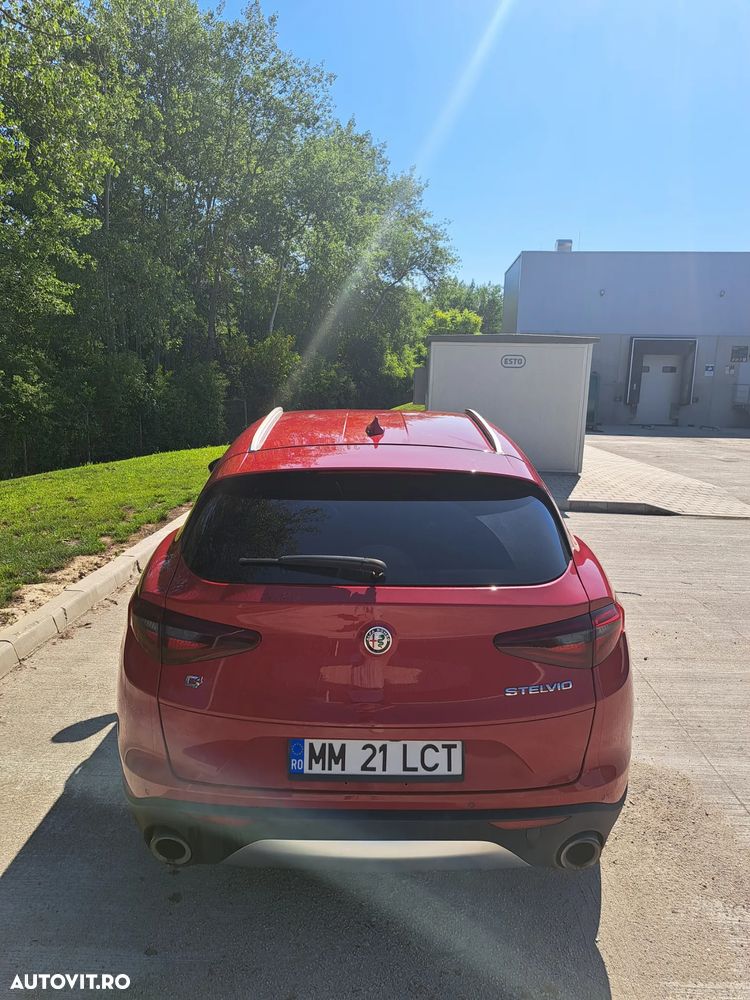 Alfa Romeo Stelvio - 3