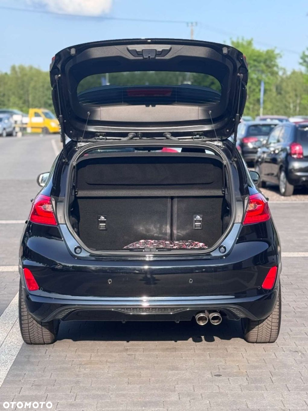 Ford Fiesta - 10