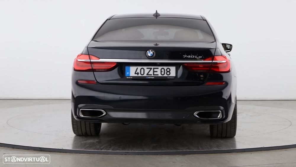BMW 740 Le xDrive iPerformance Pack M - 4
