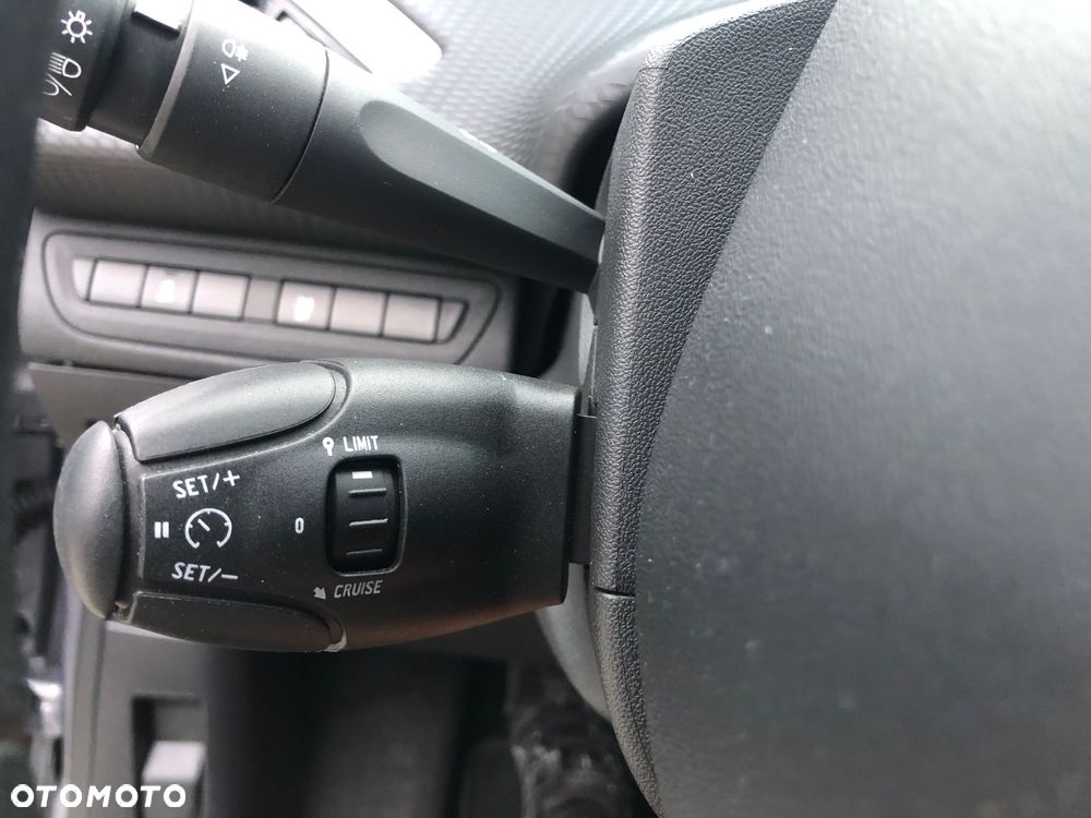 Peugeot 2008 82 VTI Acess - 15