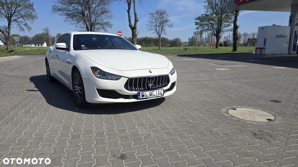 Maserati Ghibli Standard - 1