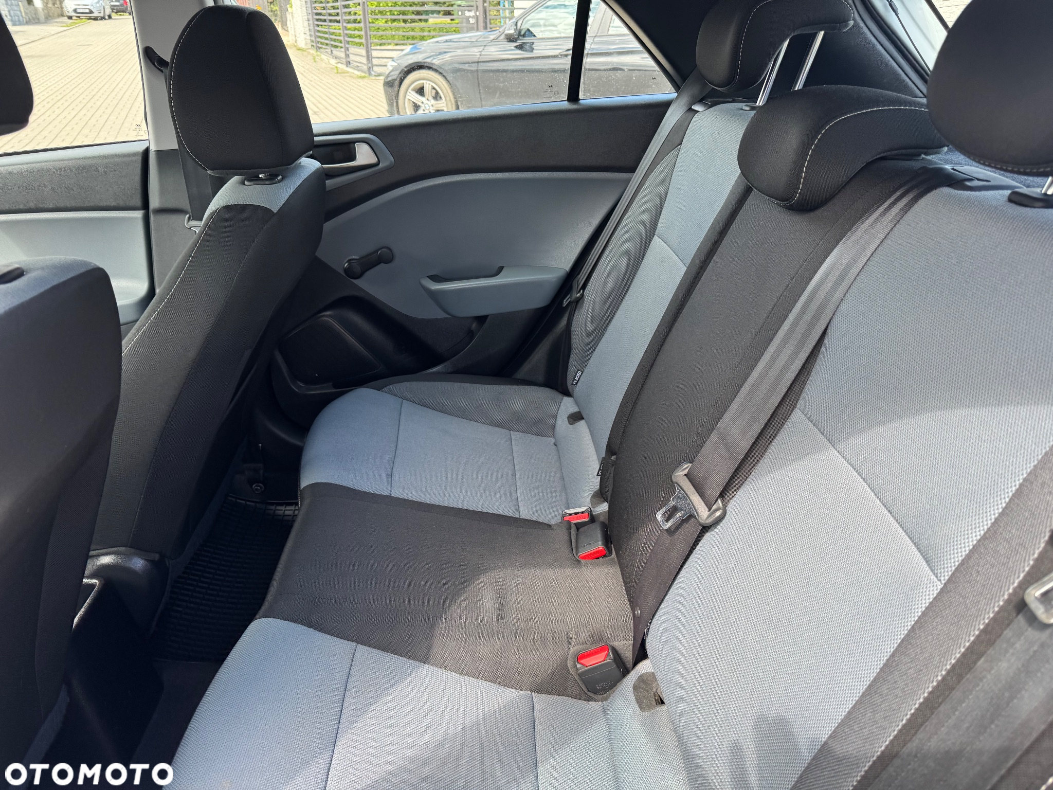 Hyundai i20 1.2 BlueDrive Fresh - 19