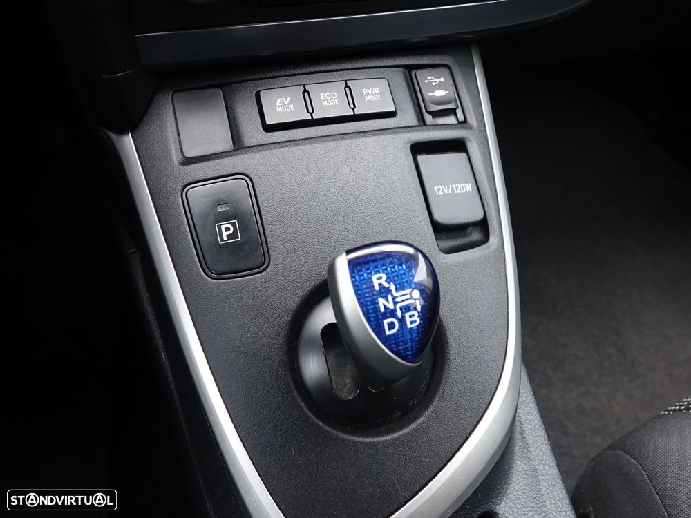 Toyota Auris 1.8 HSD Active - 22