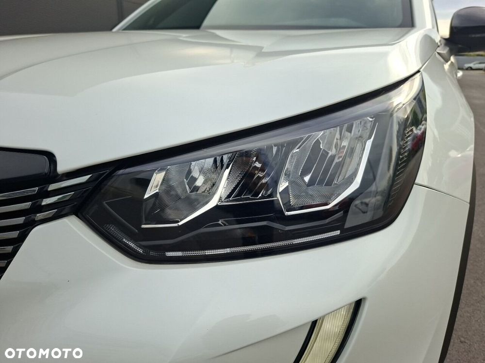 Peugeot 2008 1.2 PureTech Allure S&S EAT8 - 13
