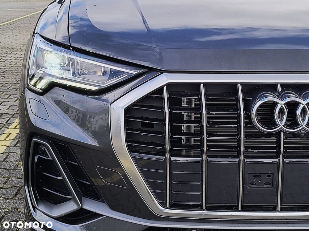 Audi Q3 Sportback - 18
