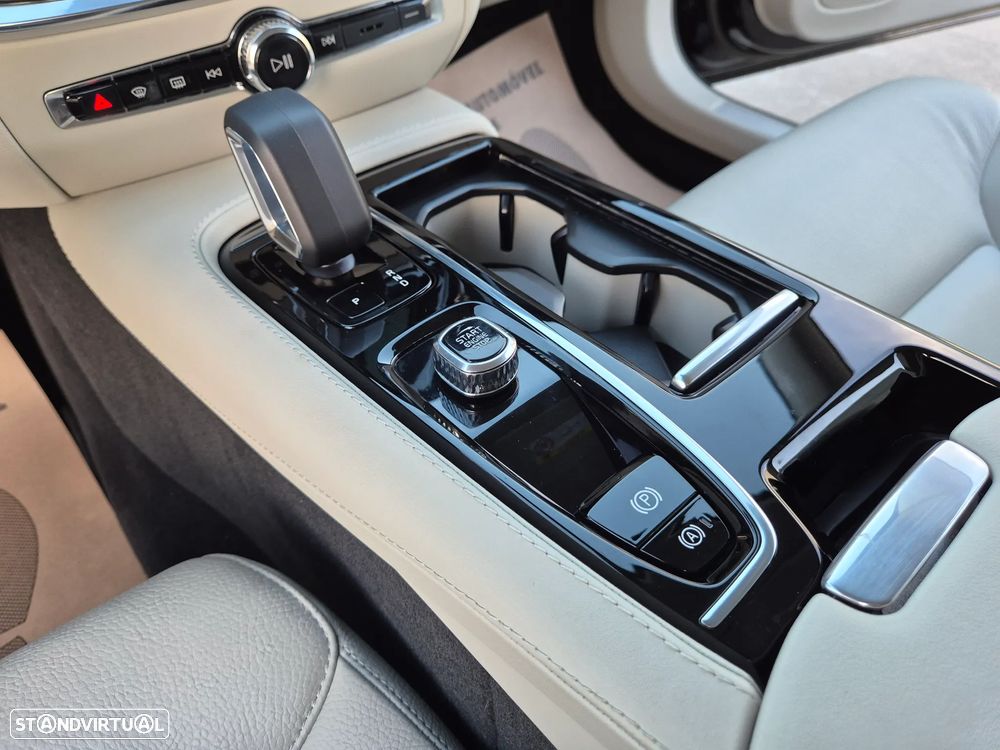 Volvo V60 2.0 T6 AWD TE Core - 17