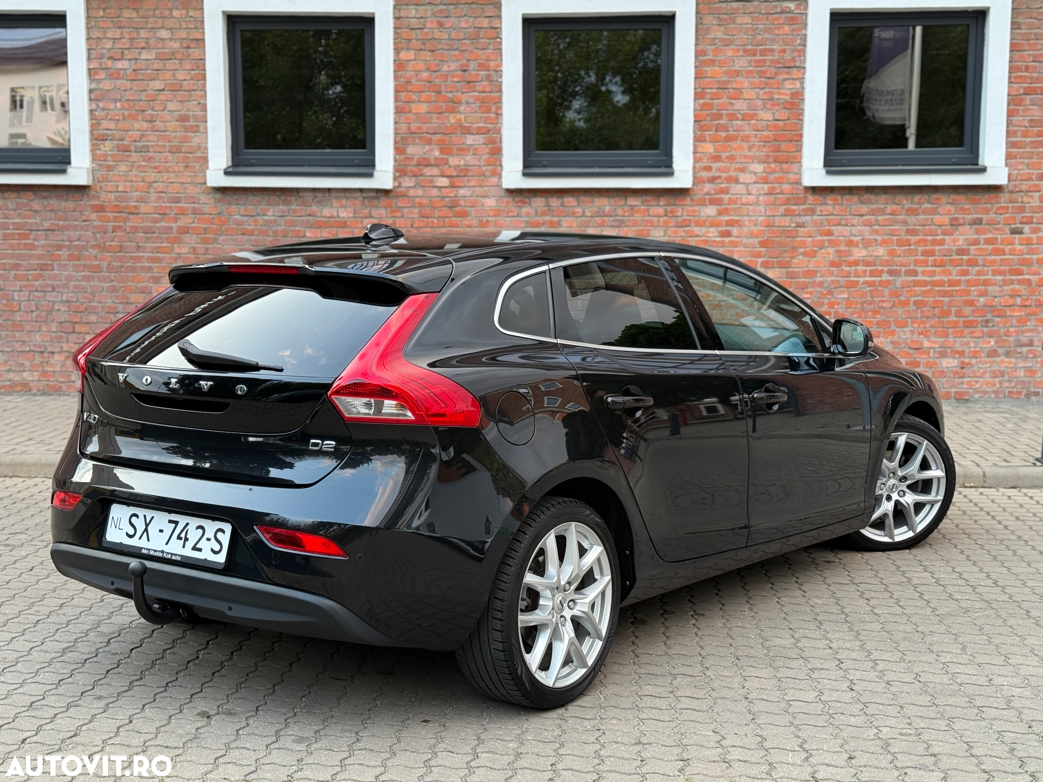 Volvo V40 D2 Aut. Summum - 5