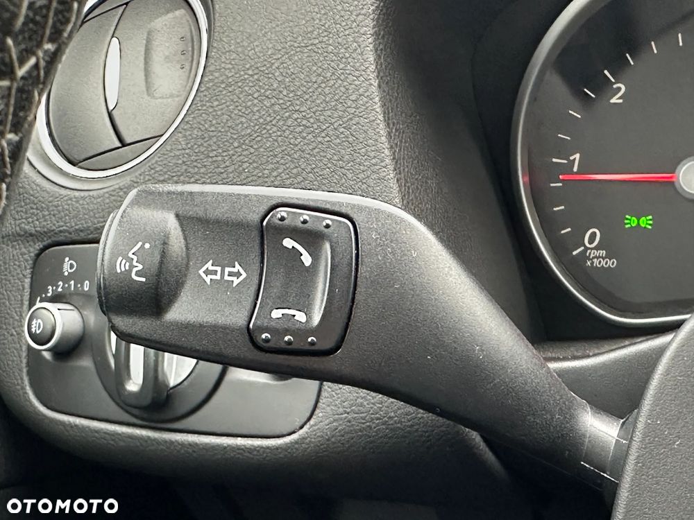 Ford Mondeo 2.0 TDCi Ambiente - 12