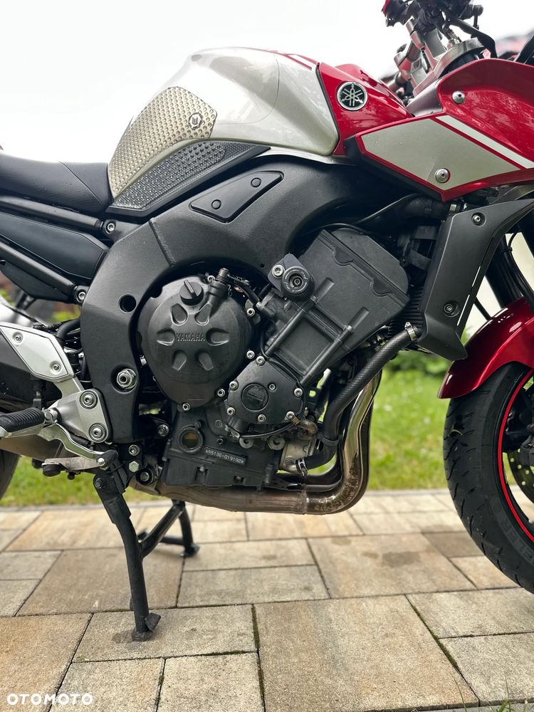 Yamaha FZ - 19