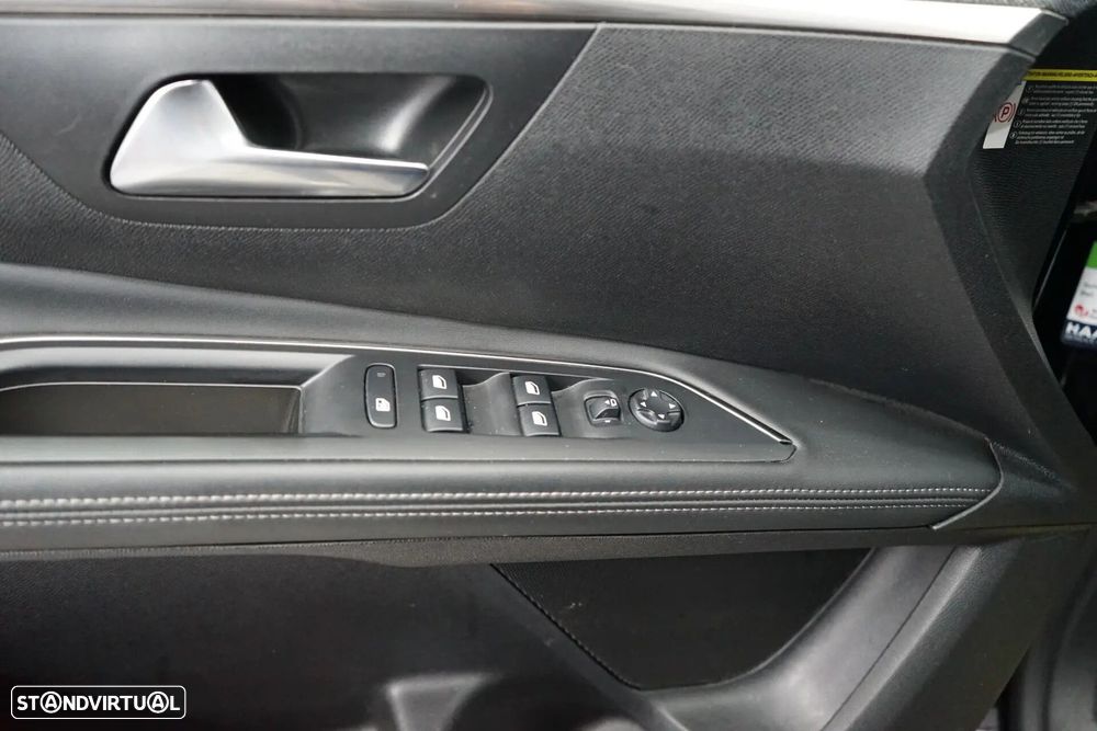 Peugeot 5008 1.2 PureTech Allure Pack - 12